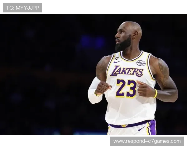 NBA季后赛激战正酣 詹姆斯领衔湖人冲击总冠军绿军挑战勇士争夺东部霸主